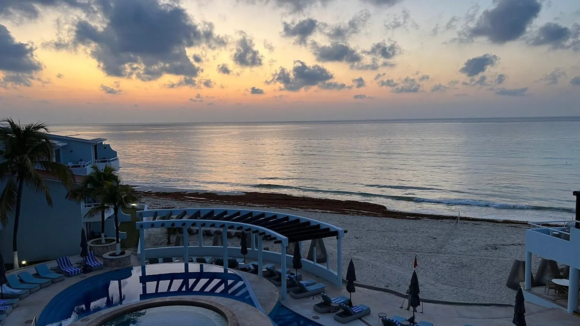 Apartamento Luxury Beachfront Condo Playa del Carmen